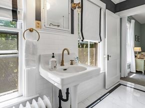 56 Cherry St, Spencer MA 01562