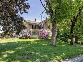 56 Cherry St, Spencer MA 01562