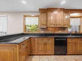71 Sportsmans Trl., Whitman MA 02382
