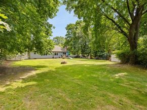 115 Springhill Ave, Bridgewater MA 02324