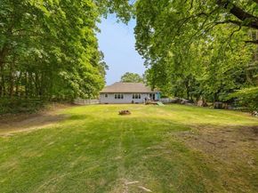 115 Springhill Ave, Bridgewater MA 02324