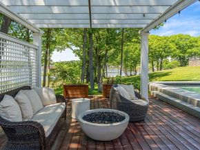 15 Proctor St, Manchester MA 01944