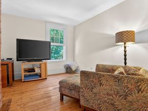 2 Marlou Ter 2, Boston MA 02130