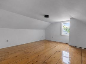 11 Old Cmn, Millbury MA 01527