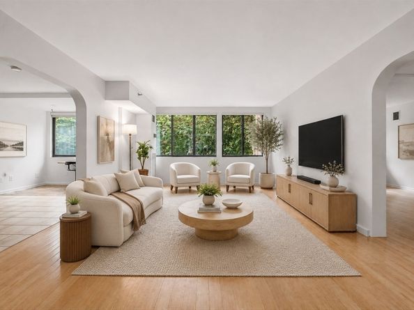 1731 Beacon 202, Brookline MA 02445