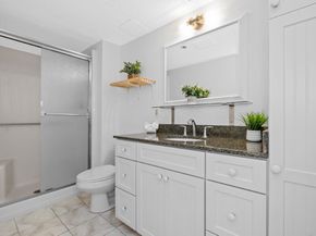 1731 Beacon 202, Brookline MA 02445