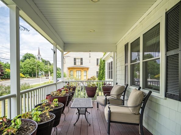 38 Concord Rd, Billerica MA 01821