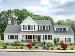 38 Concord Rd, Billerica MA 01821