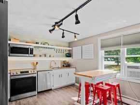 16 W Hill Dr B, Westminster MA 01473