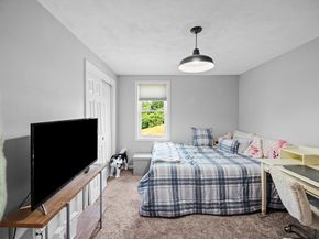 16 W Hill Dr B, Westminster MA 01473
