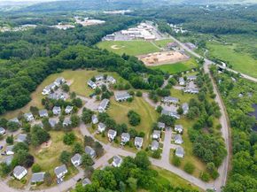 16 W Hill Dr B, Westminster MA 01473