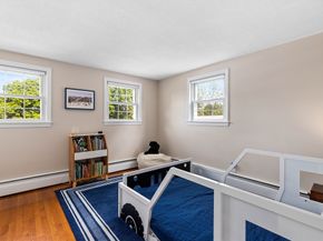 17 Duggan Ln, Milton MA 02186