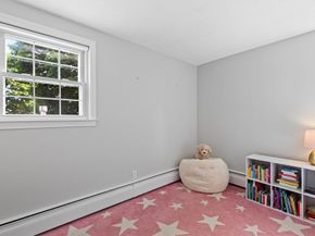17 Duggan Ln, Milton MA 02186