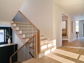 25 White Ave, Newton MA 02459