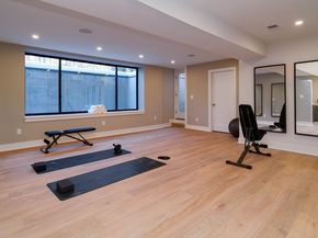 25 White Ave, Newton MA 02459