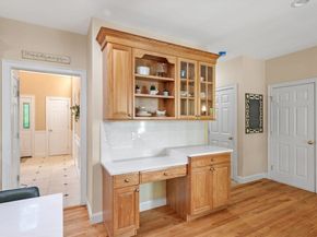 22 Sawyer Ln, Middleton MA 01949