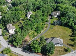 22 Sawyer Ln, Middleton MA 01949