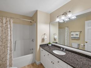 22 Sawyer Ln, Middleton MA 01949