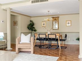 75 Grove St 225, Wellesley MA 02482