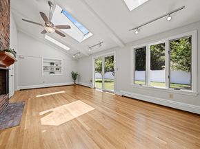 7 Eastway, Reading MA 01867