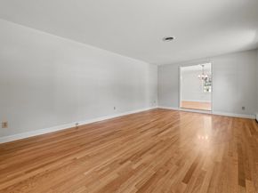 7 Eastway, Reading MA 01867