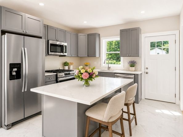 1355 Central St, Stoughton MA 02072