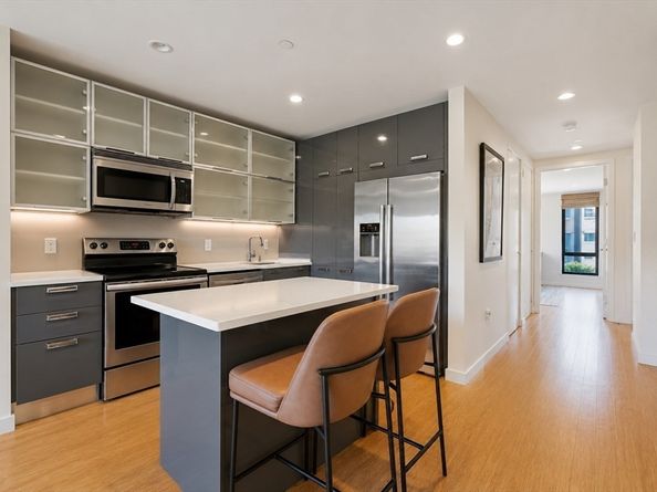 691 Massachusetts Avenue 301, Boston MA 02118