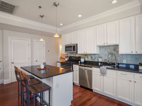 87 Dix St 8, Boston MA 02122