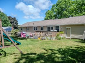 54 Stearns Dr, Randolph MA 02368