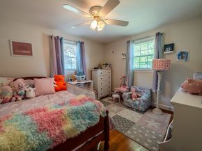 54 Stearns Dr, Randolph MA 02368