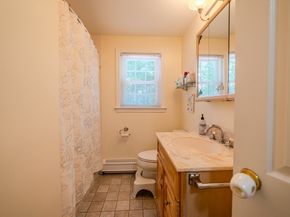 54 Stearns Dr, Randolph MA 02368