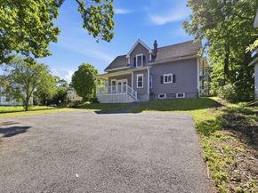 57 May St, Worcester MA 01610