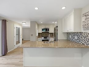 245 Eliot St 245, Ashland MA 01721