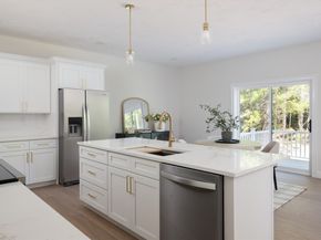 86 High Street 1, Carver MA 02330