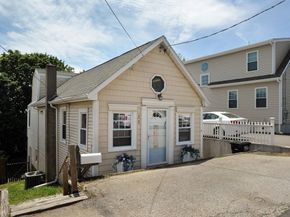20 Hillside Rd, Hull MA 02045
