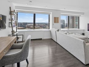 85 East India Row 33E, Boston MA 02110