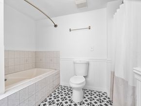 25 Dexter Rd, Melrose MA 02176