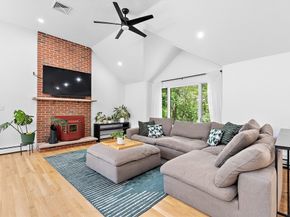 25 Dexter Rd, Melrose MA 02176