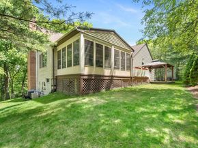 25 Dexter Rd, Melrose MA 02176