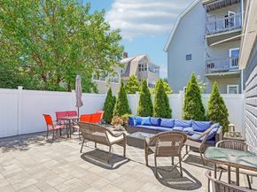 29 Harvey St, Everett MA 02149