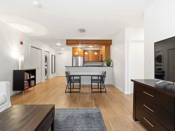 80 Broad St 602, Boston MA 02110