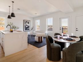 30-32 Condor St 6, Boston MA 02128