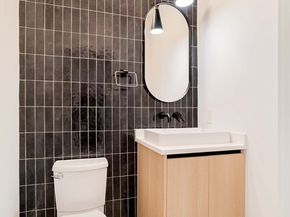 30-32 Condor St 6, Boston MA 02128