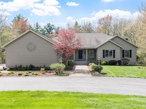 118 Willis Rd, Gardner MA 01440