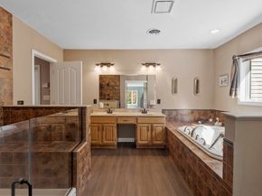 118 Willis Rd, Gardner MA 01440