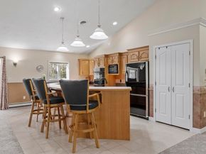 118 Willis Rd, Gardner MA 01440