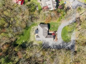 118 Willis Rd, Gardner MA 01440