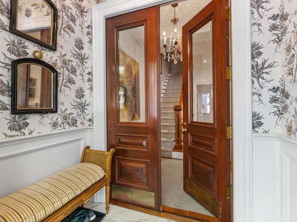 319 Beacon Street, Boston MA 02116