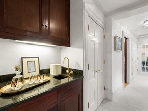 13 West Cedar St, Boston MA 02108
