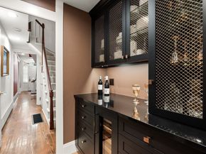 13 West Cedar St, Boston MA 02108